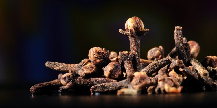 clove benefits for men