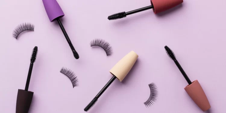 how to remove eyelash extensions