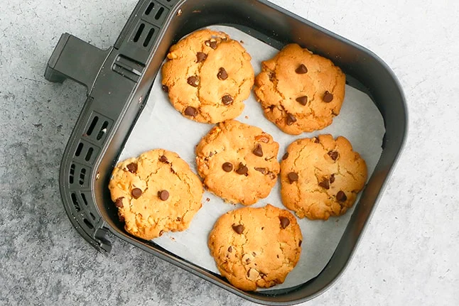 how to make cookies in air fryer