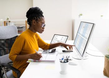 Career opportunities available for healthcare managers within the sector